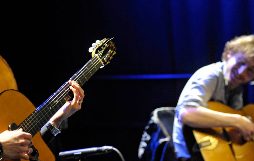www.adrienmarcotrio.com